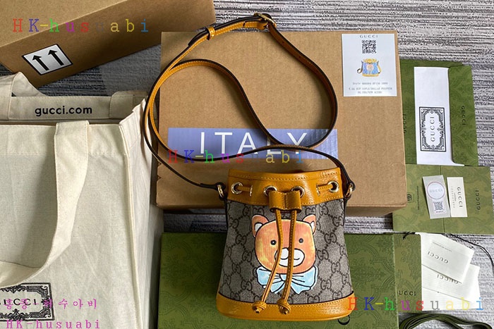 �ڹ̷��ޡڱ��� ���ǵ��  KAI x Gucci �̴� ��Ŷ�� 660304