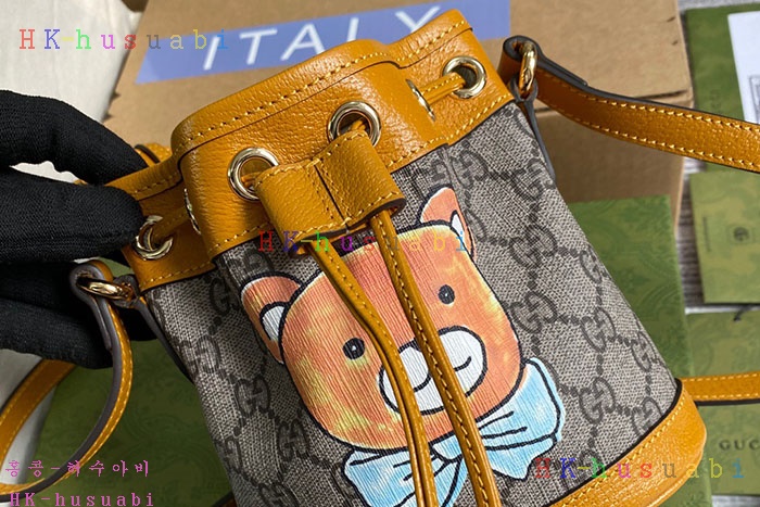 �ڹ̷��ޡڱ��� ���ǵ��  KAI x Gucci �̴� ��Ŷ�� 660304
