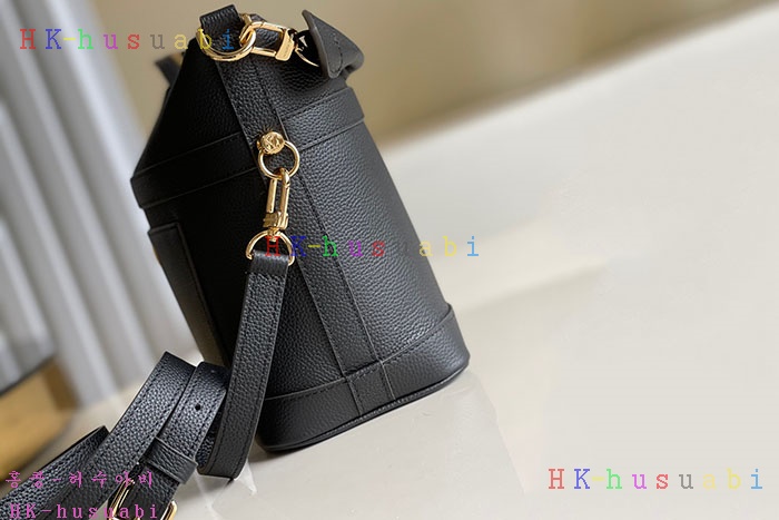 �ڹ̷��ޡڷ��̺��� ũ���� PM M57934