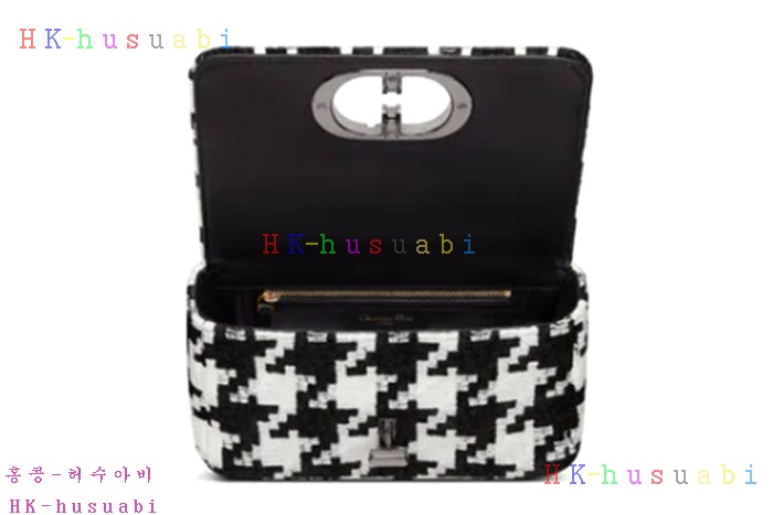 �ڹ̷��ޡڵ�� ī�� ���� �� M9241