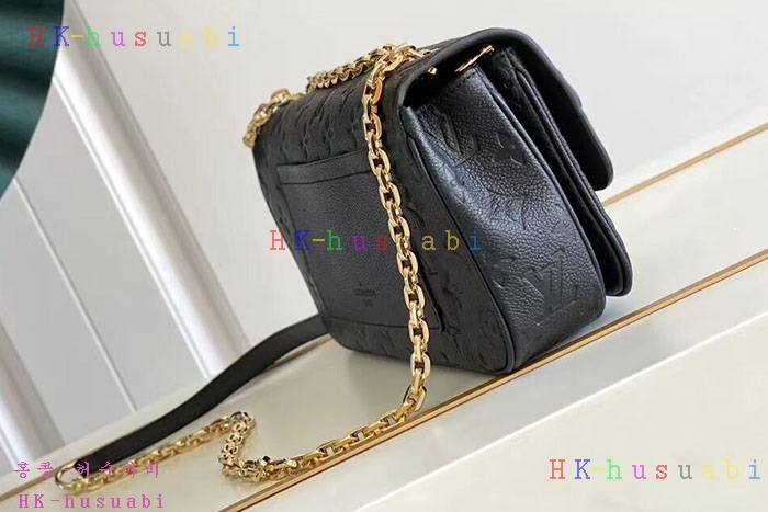 �ڹ̷��ޡڷ��̺��� ������ M46200