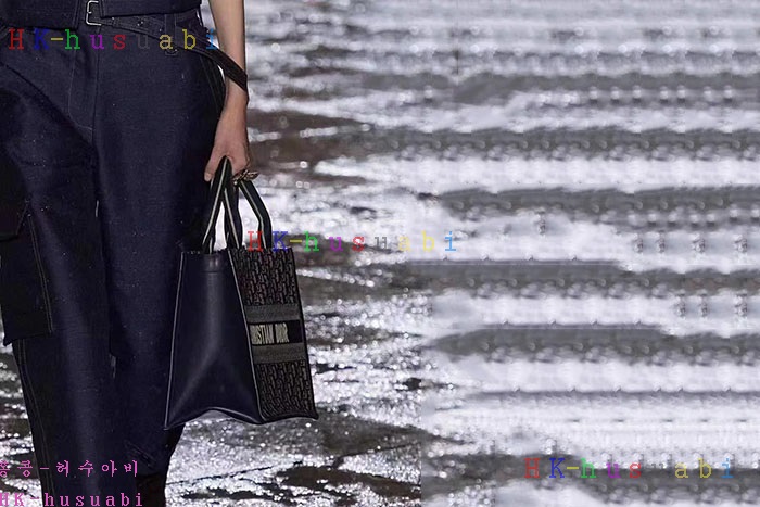 �ڹ̷��ޡڵ�� DIOR ����Ʈ ���� �� M1265