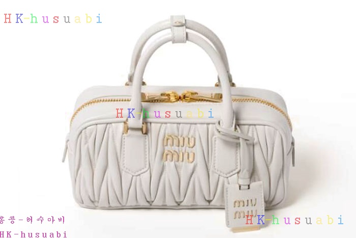 �ڹ̷��ޡڹ̿�̿� �Ƹ�ī�� ���� �� 5BB142-4