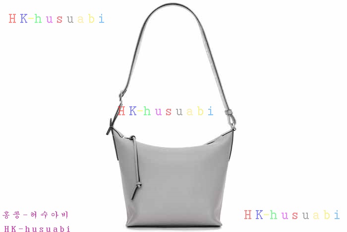 �ڹ̷��ޡڷο��� ���� ť�� ũ�ν� �� B906Q63-2