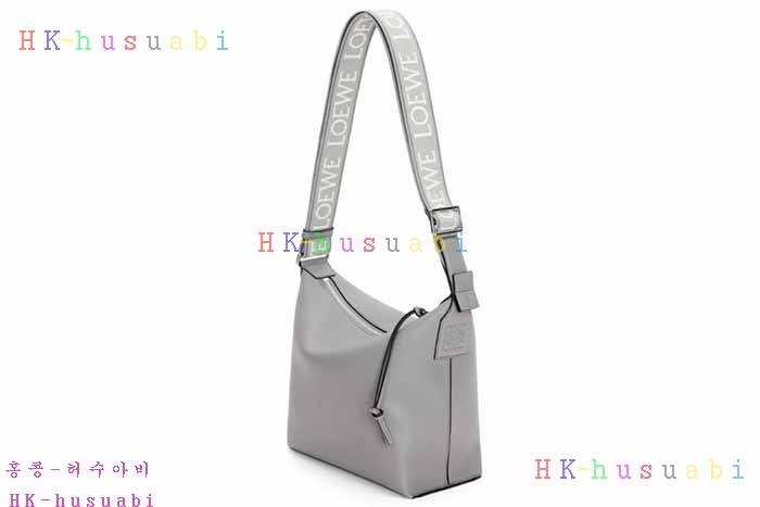 �ڹ̷��ޡڷο��� ���� ť�� ũ�ν� �� B906Q63-2
