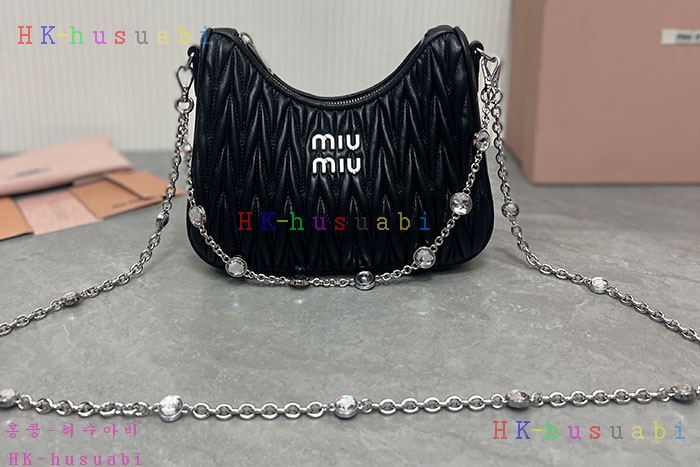 �ڹ̷��ޡڹ̿�̿� ���׶�� ���� ���� ��� �� 5BH211-2