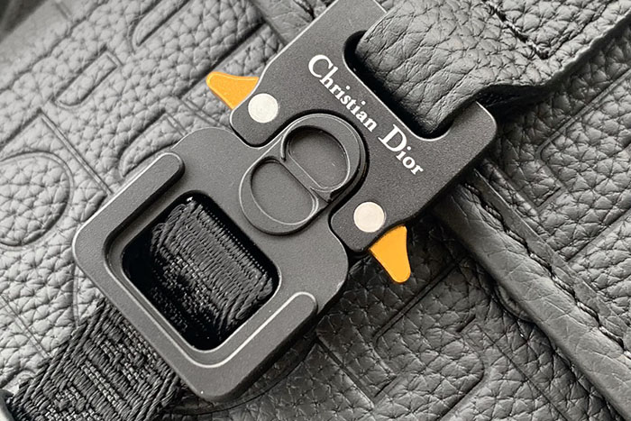 �ڹ̷��ޡڵ�� Dior Hit the Road �÷� ��Ʈ���� 1ESPO333