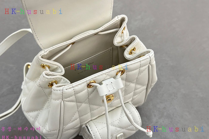 �ڹ̷��ޡڵ�� ī�� ���� ����  M6302-2