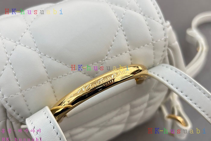 �ڹ̷��ޡڵ�� ī�� ���� ����  M6302-2