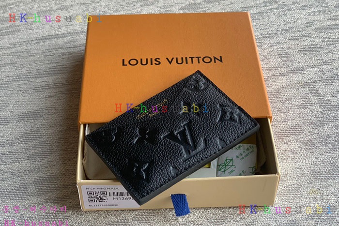 �ڹ̷��ޡڷ��̺���  ũ����ũ�ν� ī�� Ȧ�� M13695