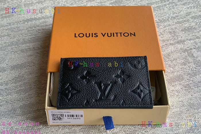 �ڹ̷��ޡڷ��̺���  ũ����ũ�ν� ī�� Ȧ�� M13695