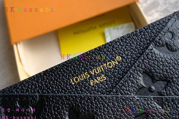 �ڹ̷��ޡڷ��̺���  ũ����ũ�ν� ī�� Ȧ�� M13695