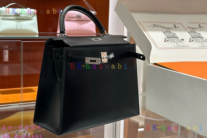 �ڹ̷��ޡڿ����޽� �̸� �������� H 5528001 (���ݹ���)