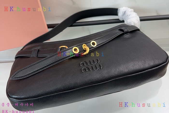 �ڹ̷��ޡڹ̿�̿� �ƹ�ٸ� ���� ���ַ� ���� �� ���� 5BC182-1