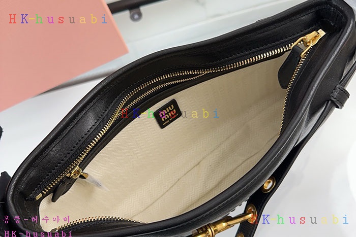 �ڹ̷��ޡڹ̿�̿� �ƹ�ٸ� ���� ���ַ� ���� �� ���� 5BC182-1