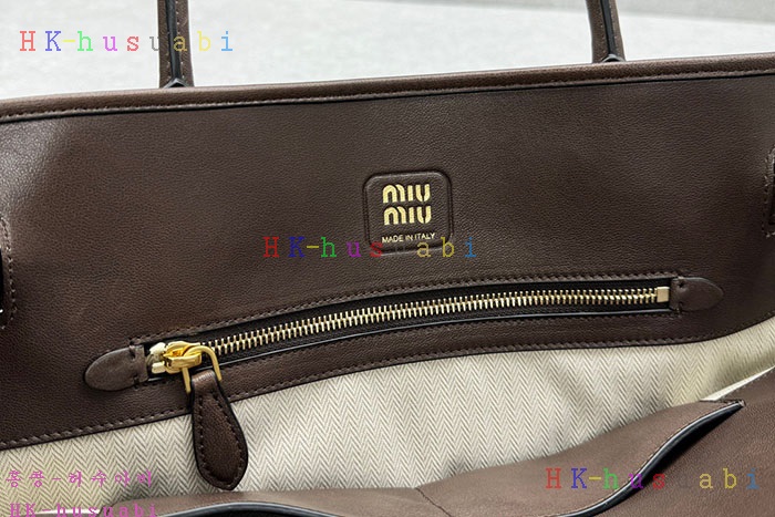 �ڹ̷��ޡڹ̿�̿� ���� ���� �ƹ�ٸ� �� 5BG310-3