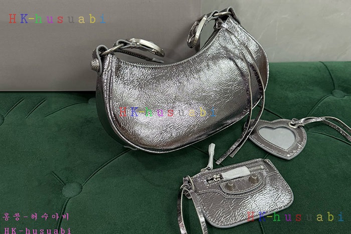 �ڹ̷��ޡڹ߷��þư� �� ī�� ����� XS ��Ż  6713090