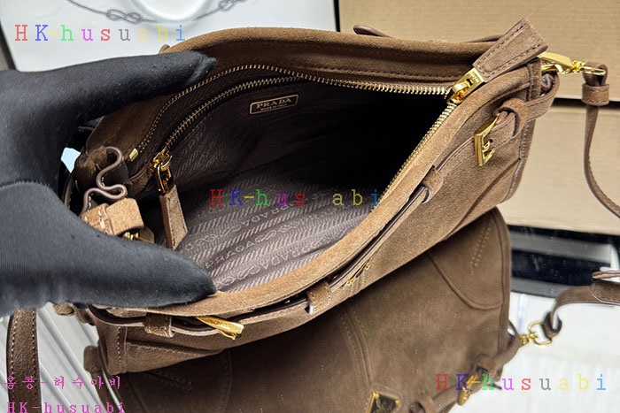 �ڹ̷��ޡ������ ����  �ڵ��  1BH215-9