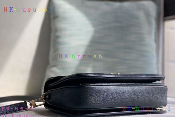 �ڹ̷��ޡڷ��̺��� ����Ʈ ��Ƽ�� M59211-2